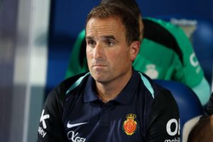 El Mallorca de Arrasate: menos defensas y misma solidez