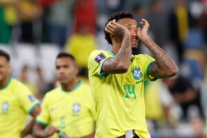 El Madrid cruza los dedos con Militao: pruebas médicas mañana