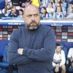 Manolo González: “Estamos fastidiados por la derrota, pero no nos volvamos locos”