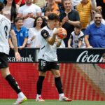 Diego López retoma la cuenta goleadora en su mejor año en el Valencia