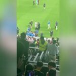 El inexplicable cabezazo de Ratiu a Pedro Díaz