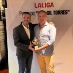 Rubén Fontes recibe el premio «Luis Gil Torres» como mejor delegado de Primera División
