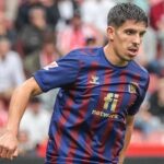 El Levante ‘roba’ a Víctor García al Oviedo y Granada