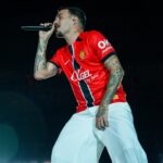 Rels B desvela la nueva camiseta del Mallorca ante más de 20.000 espectadores