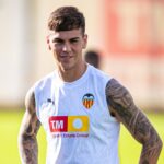 Benfica y Oporto pelean por Barrenechea, con el Valencia a la espera de una cesión