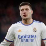 El Real Oviedo, con ganas de más bombazos… ¡Se meten en la pelea por Jovic!