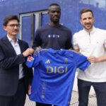 Eric Bailly: «No ha sido difícil elegir al Real Oviedo»