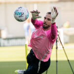 Pau López sigue fuera un día antes de la visita al Celta en Balaídos