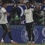 LaLiga denuncia los ‘uh, uh, uh’ contra Vinicius en el Tartiere