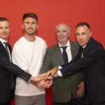 El fichaje de Laporte refuerza a Jon Berasategi, director general del club