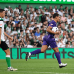 El Elche reacciona tarde en Santander y acelera la necesidad de fichar