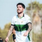 Fer Niño cae de pie en el Elche