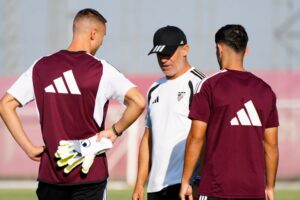 El Sevilla arranca la preparación para visitar al Levante con la vuelta de tres internacionales