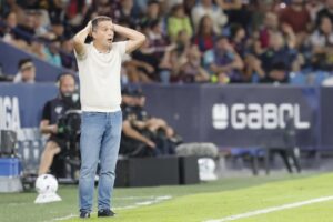 Luis Castro: «Muchos hubieran muerto tras el 2-3»