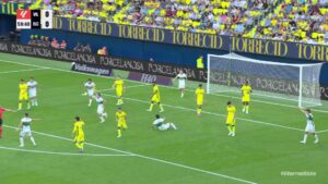 La falta de pegada del Villarreal rebaja la euforia