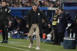 Funes: «Hay una falta clara en el gol del Alavés»